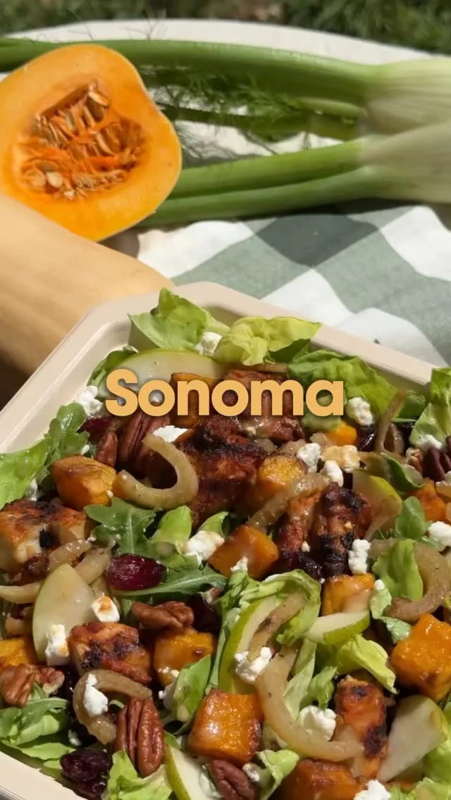 Roasting the season’s finest with the new Sonoma Salad 🍐
Featuring butter lettuce, arugula, blackened chicken, roasted butternut squash, pears, caramelized fennel, goat cheese, toasted pecans, dried cranberries, and roasted shallot vinaigrette.