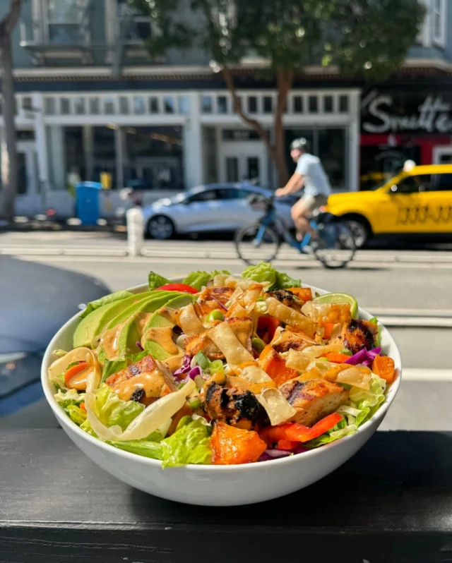 The protein boost hiding in plain sight: edamame As a complete protein, it contains all nine essential amino acids — making it a powerhouse for muscle repair, sustained energy, and staying satisfied longer.You can find edamame in our Jing’s Chili Crisp Salad (35g protein), Bachan’s Bowl (45g protein), or add it to your DYO for an extra source of clean, plant-based protein.