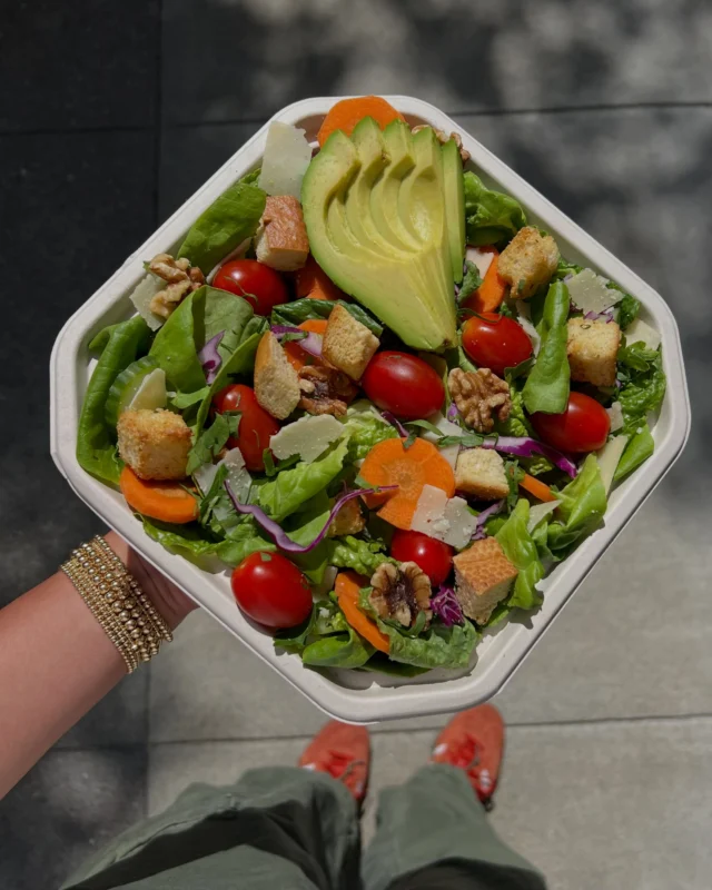Proof that California avocados belong on every salad.Locally grown close to home, California avocados are a staple for a good reason🥑 #ad