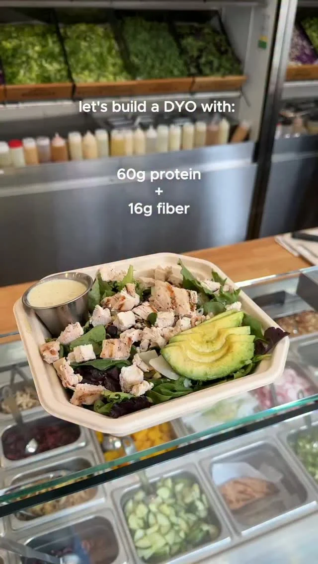 No more guessing your macros. Visit the link in our bio to try our nutrition calculator and plan your next bowl.